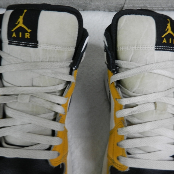 Nike Air Jordan 1 Mid Yellow Ochre Size 10  Basketball Sneakers DQ8426-710 Men's - Picture 5 of 10